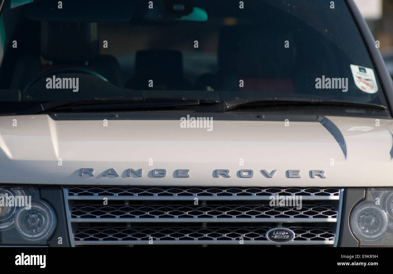 range rover vogue land rovers suv huge big large car cars suvs sports