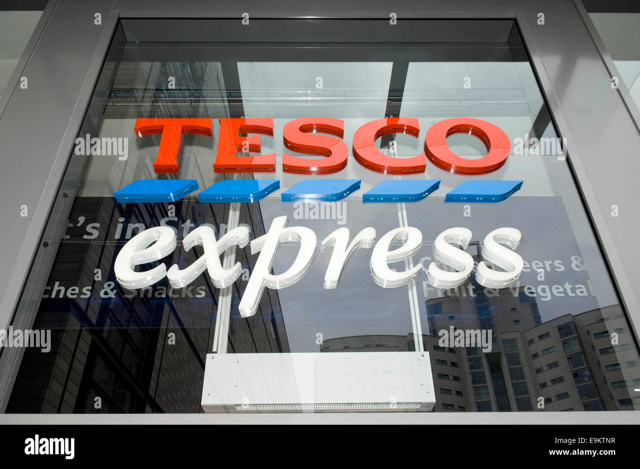 Tesco express sign hi-res stock photography and images - Page 4 - Alamy