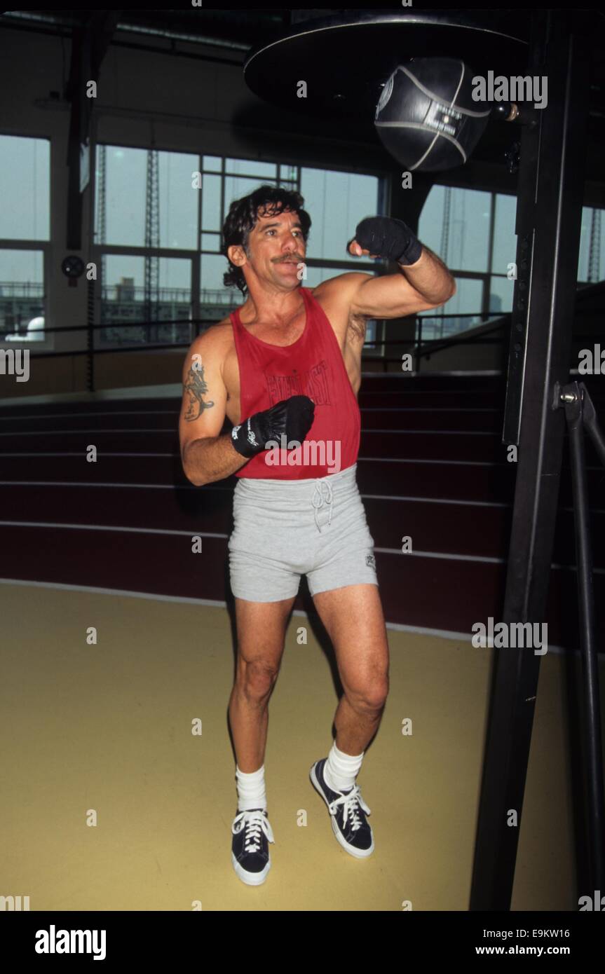 Geraldo Rivera A Day In The Life Of Geraldo Rivera At Chelsea Piers New York 1996 K5231ar C Andrea Renault Globe Photos Zuma Wire Alamy Live News Stock Photo Alamy