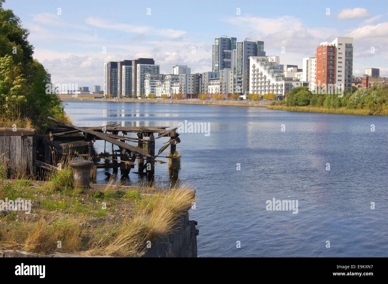 Flats at Glasgow Harbour from Govan Waterfront Stock Photo Alamy