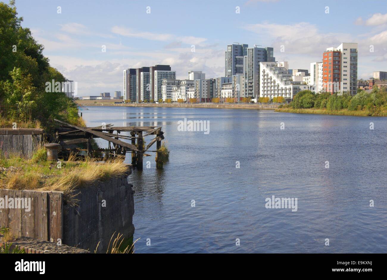 Flats at Glasgow Harbour from Govan Waterfront Stock Photo Alamy
