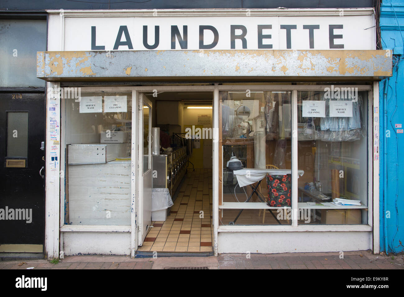 Laundrette london hires stock photography and images Alamy