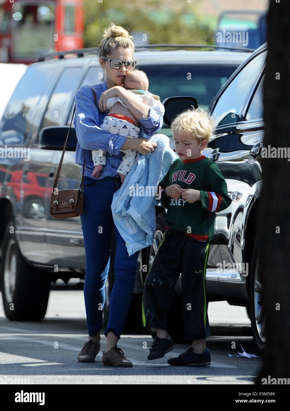 Teresa Palmer Spotted With Newborn Son Bodhi Stepson Isaac And Her Stock Photo Alamy