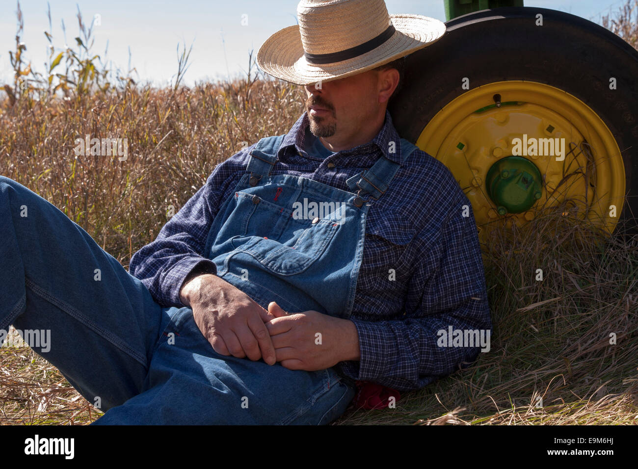 a country gentleman or farmer holding a horn handled walking stick at a  country or agricultural show Stock Photo - Alamy