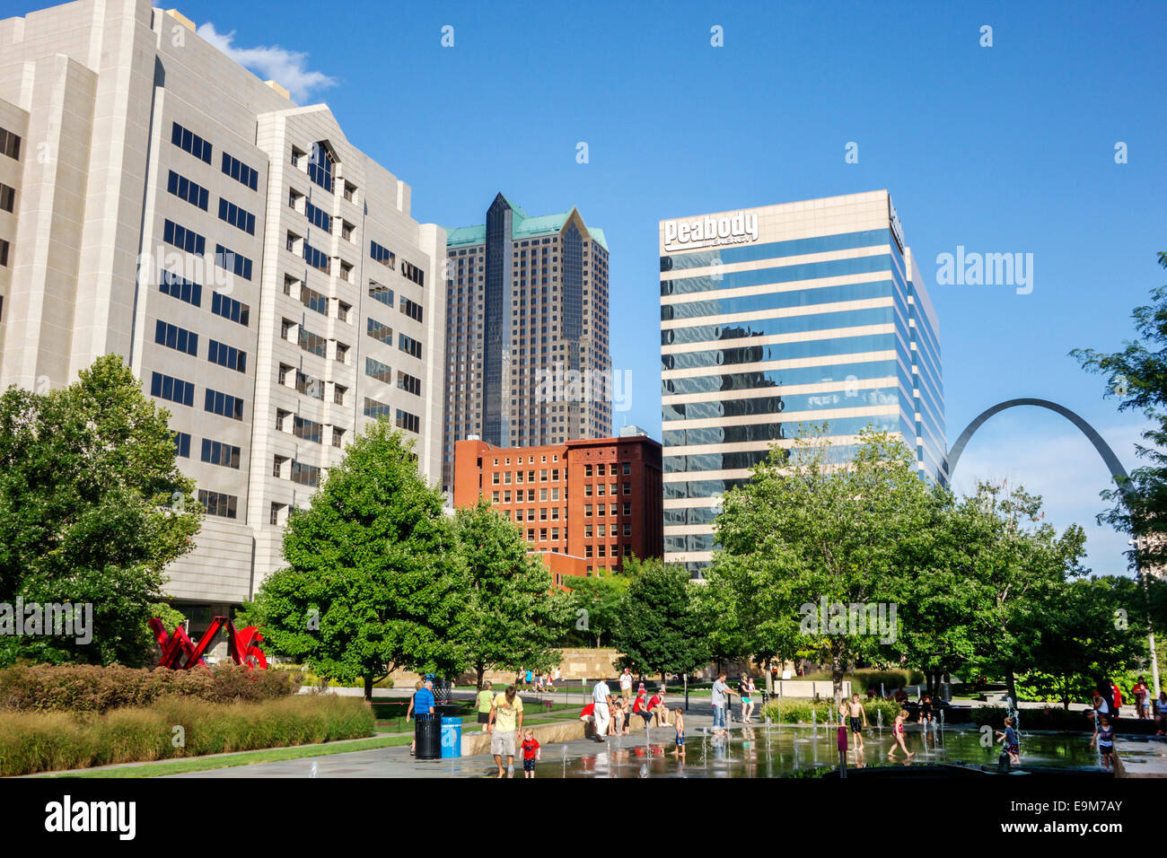 St. Louis Missouri Saint Citygarden Gateway Mall park urban city Stock Photo: 74818211 - Alamy