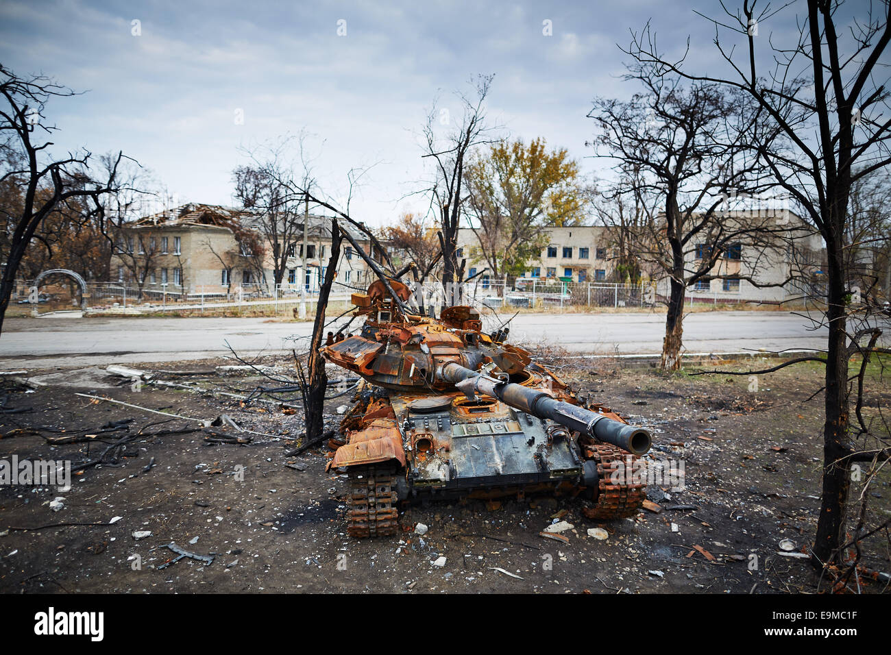 марьинка донецкая область 2010ш. дебальцево 2014 2015 подвоз. бойцы батальона спарта. 2014. клещеевка донецкая область.