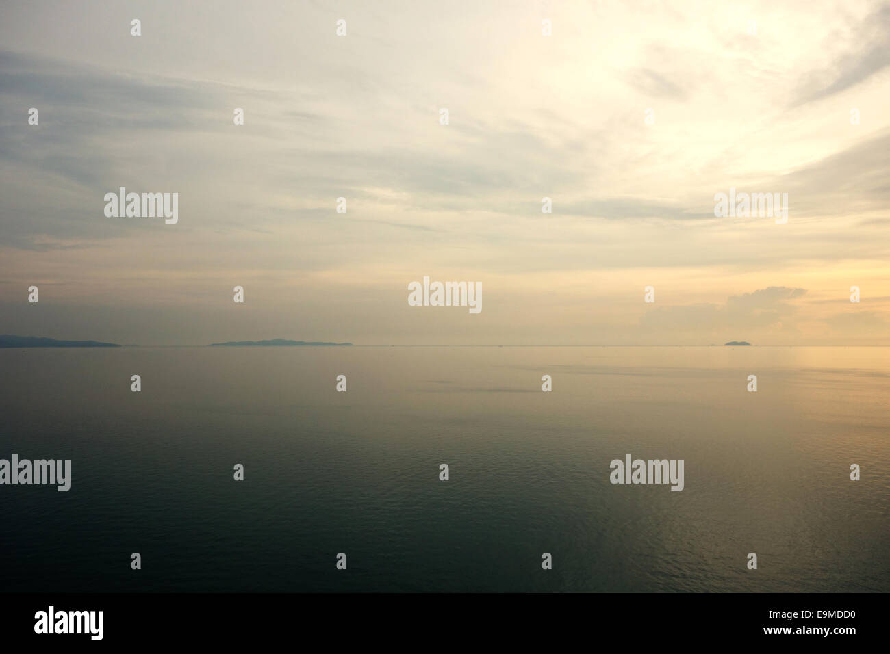 beautiful sunset sky with clouds Stock Photo - Alamy