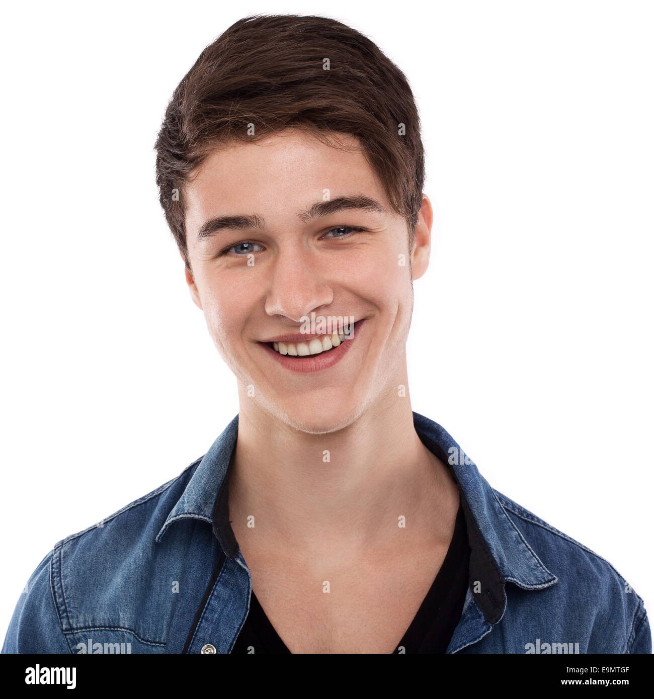 Брэнт догерти 50 оттенков. Rodrigo guirao улыбается. Nice man. Стрижки для парня 20 лет. Бразильцы мужчины.