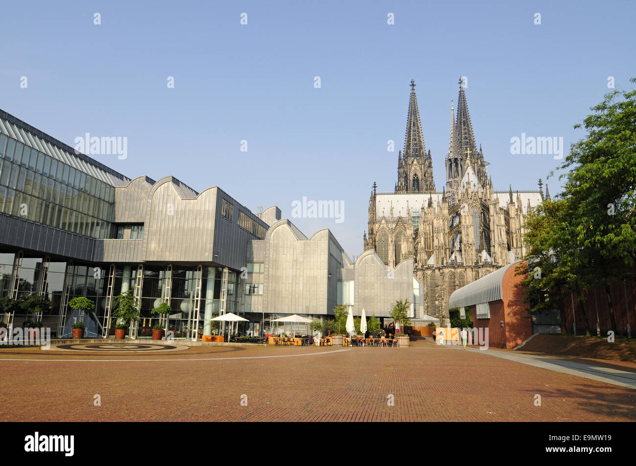 Museum Ludwig, Cathedral, Cologne, Germany Stock Photo - Alamy