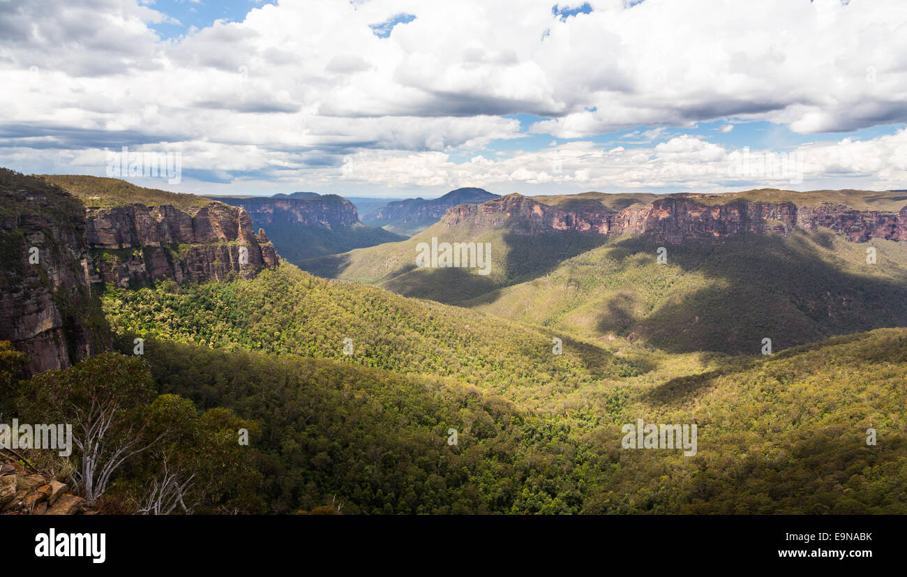 Blue mountains memorial hi-res stock photography and images - Alamy