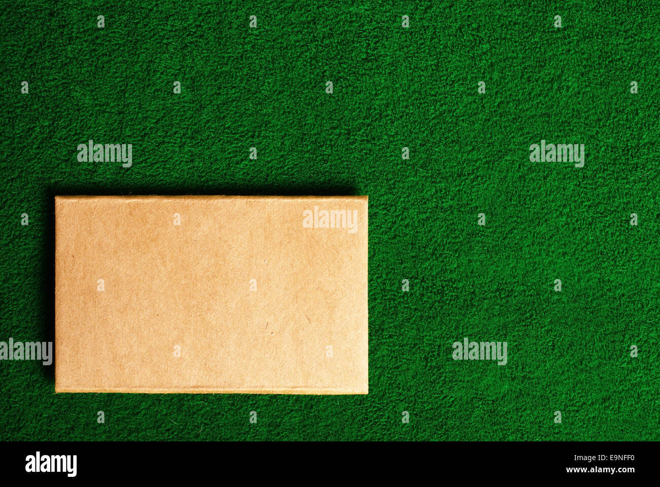 Small cardboard sign hi-res stock photography and images - Alamy