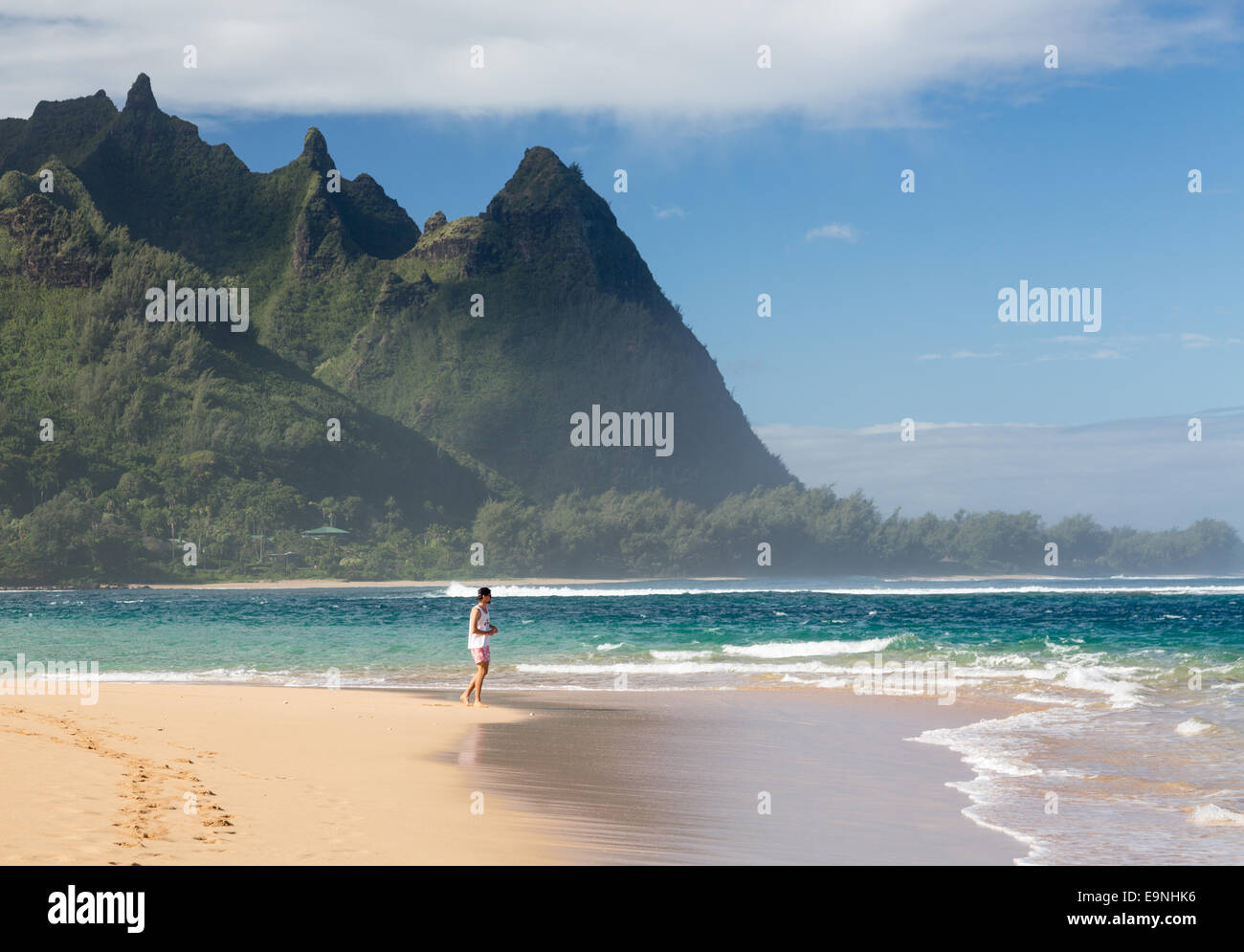 Tunnels beach north shore Kauai Stock Photo Alamy
