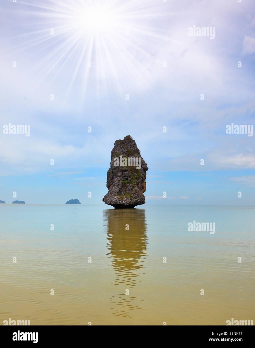 Rock island horizontal hi-res stock photography and images - Alamy