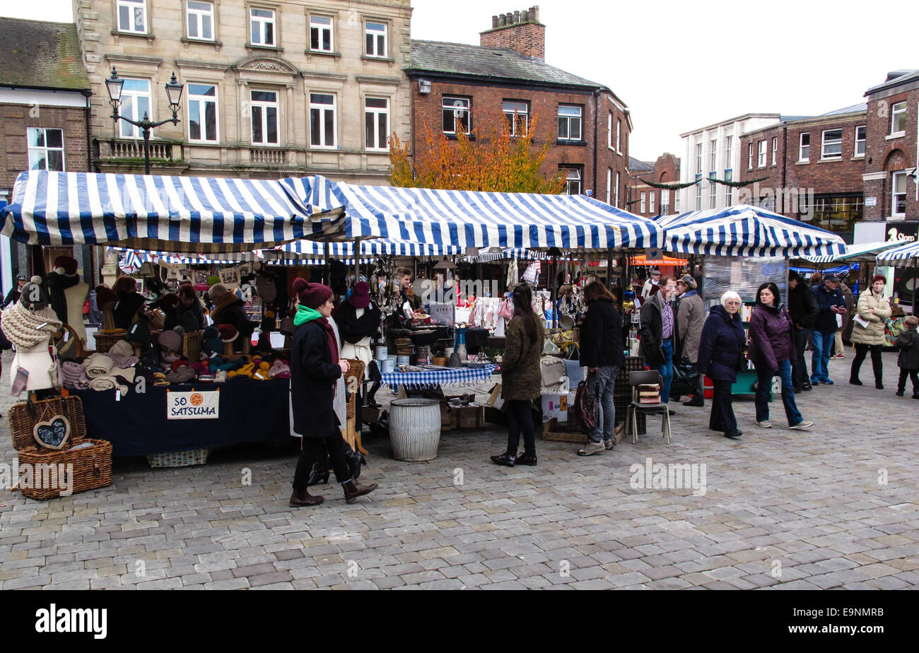 Stalls and shoppers at the monthly traditional Macclesfield treacle ...