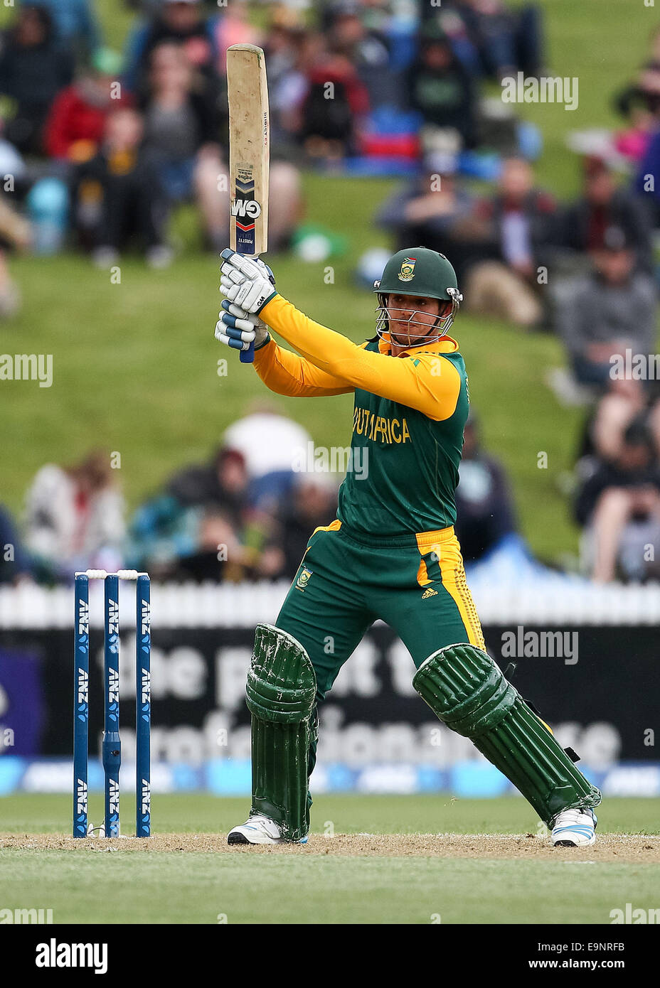 Hamilton, New Zealand. 27th Oct, 2014. South Africa's Quinton de Kock  batting during the ANZ One Day International Series, NZ v South Africa at  Seddon Park, Hamilton, New Zealand © Action Plus