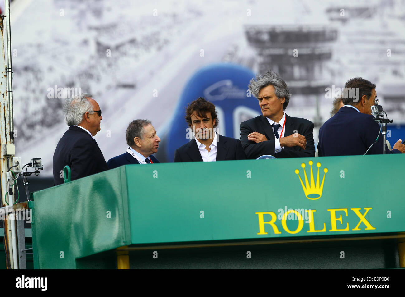 The start of the 24 hours of le mans hires stock photography and