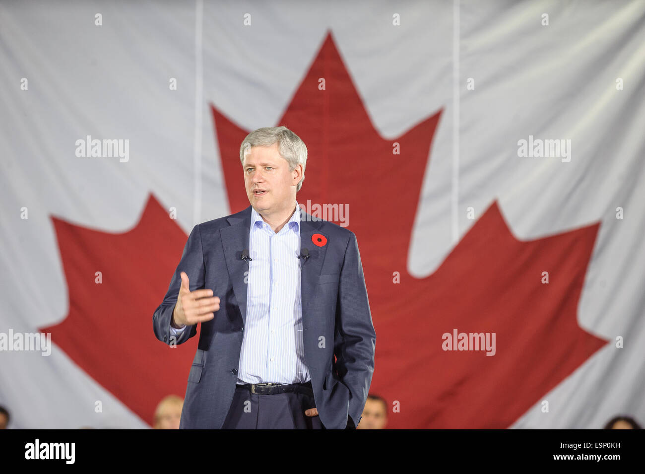 Vaughan, CAN., 30 Oct 2014 - Prime Minister Stephen Harper at a campaign-style stop in Vaughan at the Joseph & Wolf Lebovic Jewish Community Campus to announce a series of tax measures, including the long-promised income splitting. Credit:  Victor Biro/Alamy Live News Stock Photo