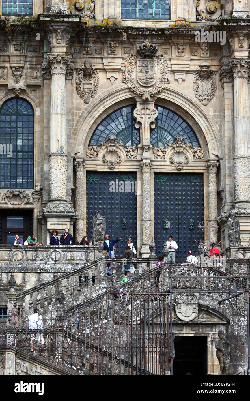 Tourists in front of main entrance on west facade of cathedral , Praza do Obradoiro , Santiago de Compostela , Galicia , Spain Stock Photo