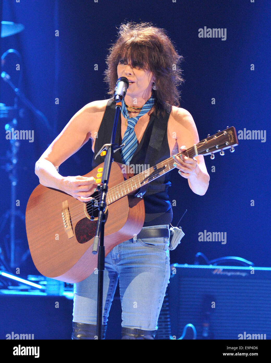 Toronto, Canada. 30th Oct 2014. American musician Christine Ellen  "Chrissie" Hynde performs at Massey Hall. Credit: EXImages/Alamy Live News  Stock Photo - Alamy