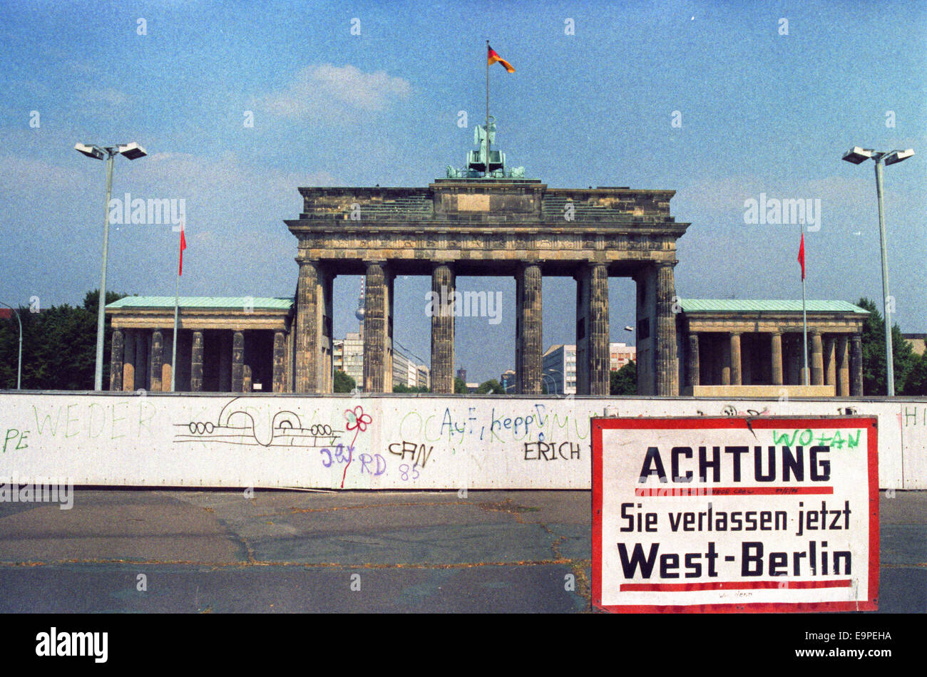 Blechschild|Berlin Ortsschild|You Are Leaving Achtung Sie verlassen|20x30 cm 