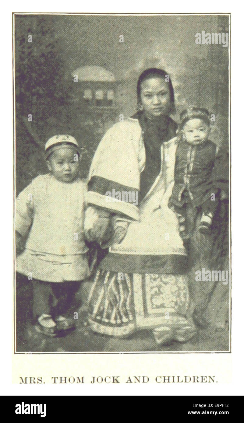 BECK(1898) p293 MRS. THOM CHOK AND CHILDREN Stock Photo
