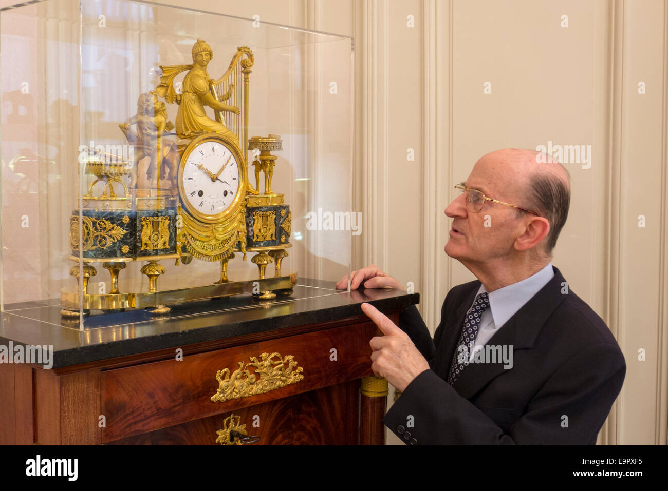 KunsthandwerkMuseum Francois Duesberg, Inhaber Francois Duesberg, Mons