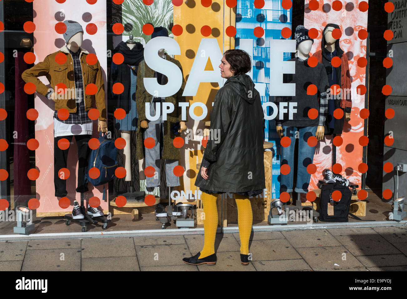 Urban outfitters window in edinburgh hires stock photography and
