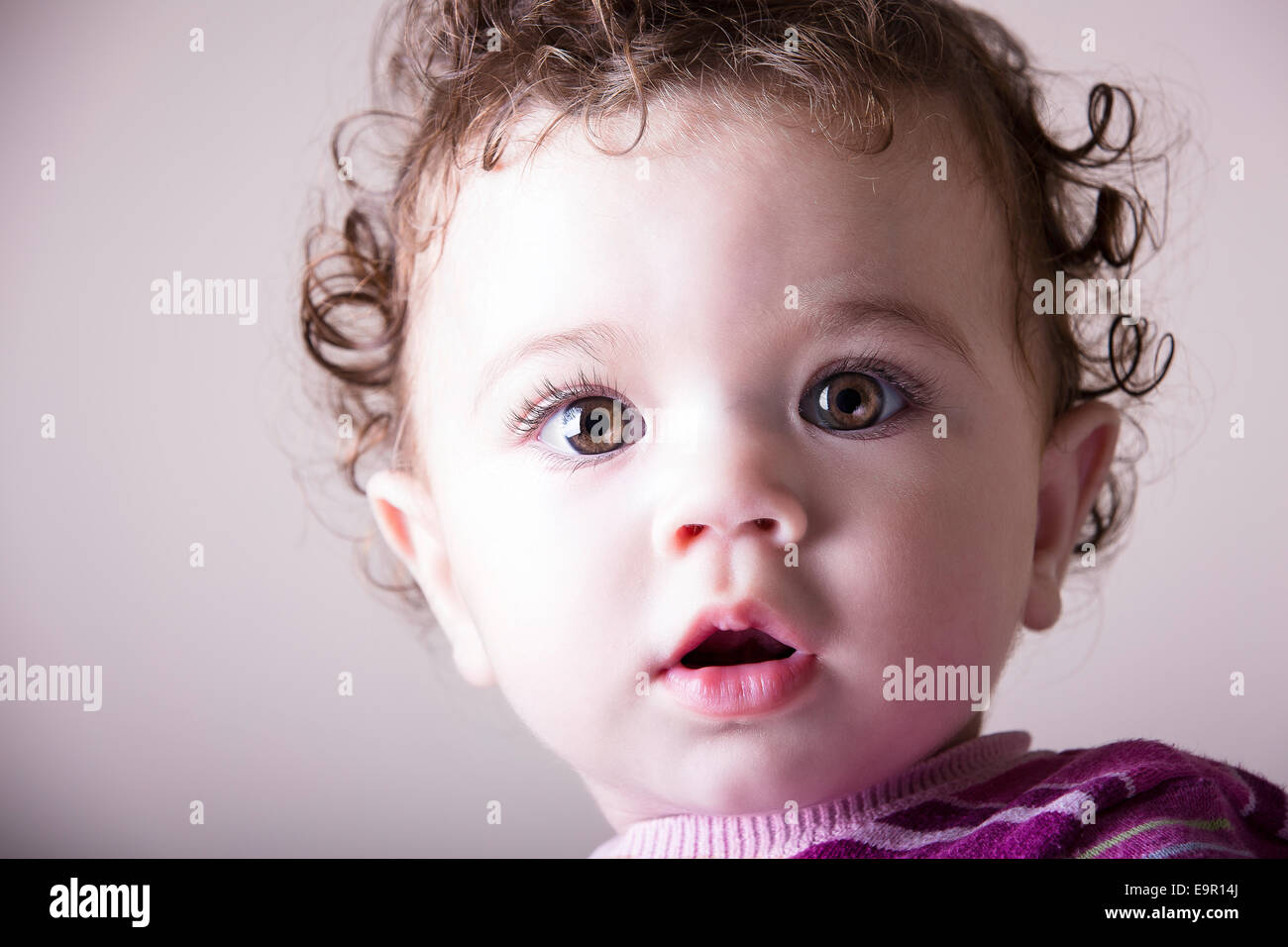 Newborn baby girl hi-res stock photography and images - Alamy