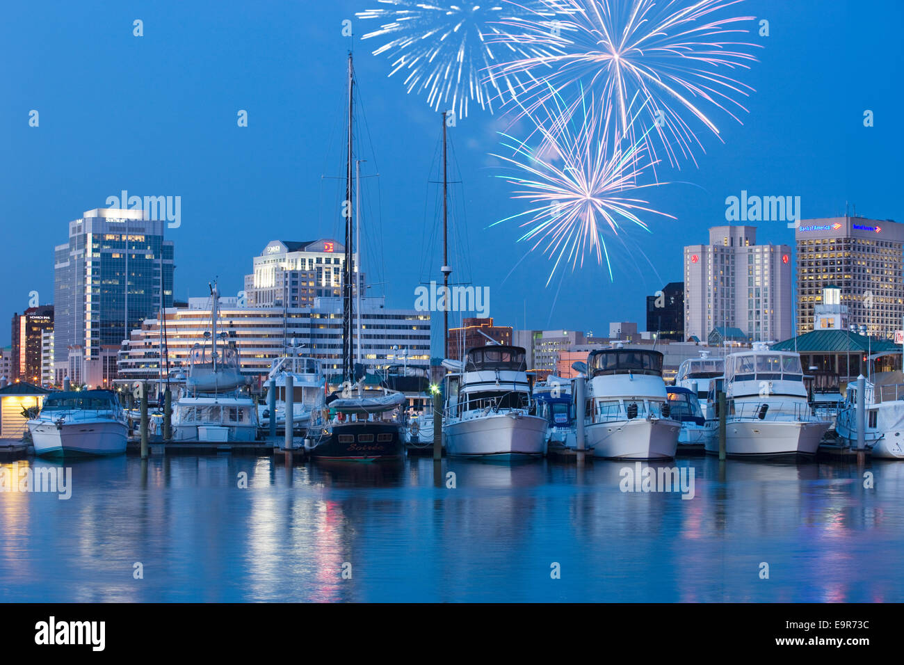 Downtown Skyline Elizabeth River Norfolk Virginia Usa Stock Photo Alamy