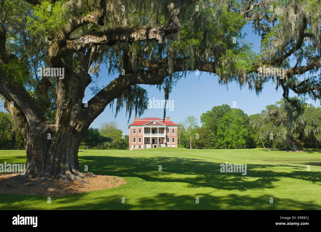 DRAYTON HALL PALLADIAN MANSION CHARLESTON SOUTH CAROLINA USA