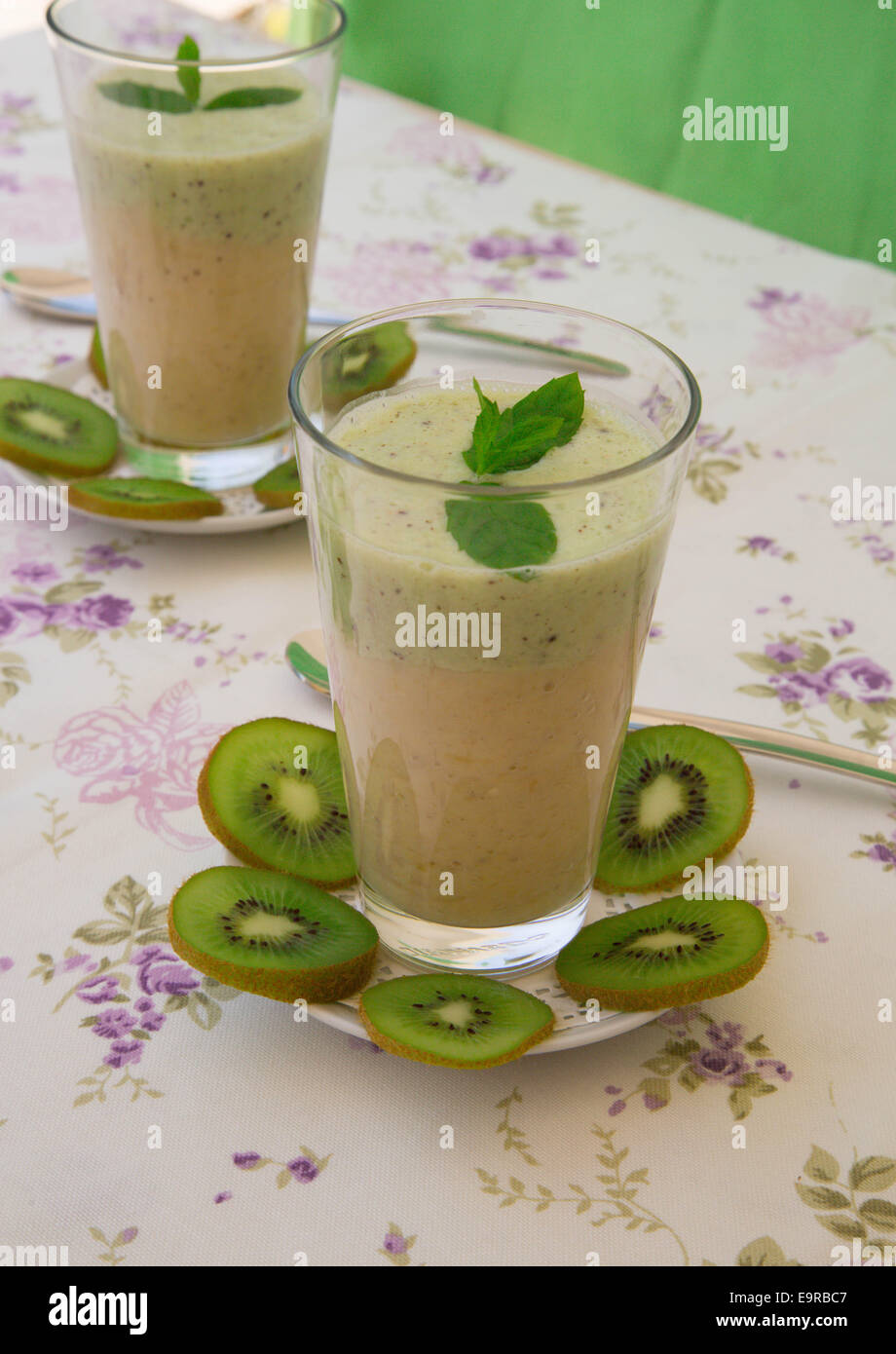 Vitamin drink banana kiwi smoothie Stock Photo Alamy