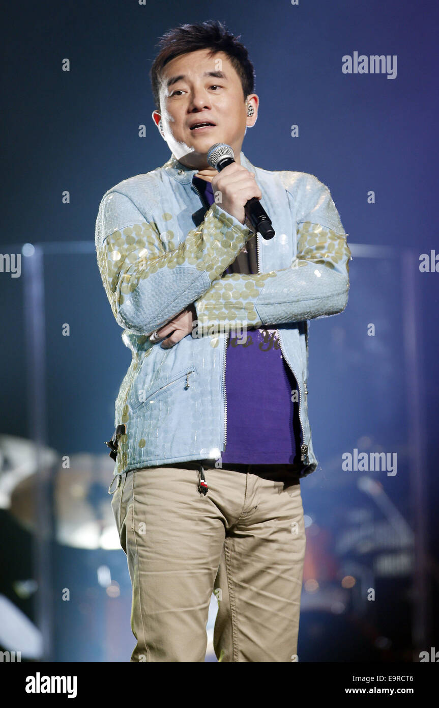 David lui hires stock photography and images Alamy