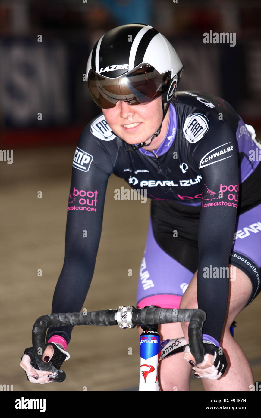 Lee Valley VeloPark, London, UK. 25th October 2014. Revolution Series Track Cycling Round 1, day 2. Katie Archibald at the start Stock Photo