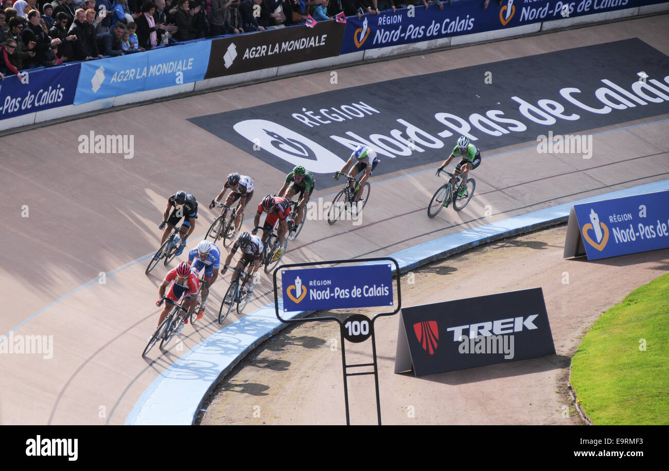 Thor Hushovds lead up in the Sprint for 19th. place at Paris Roubaix 2014 Stock Photo