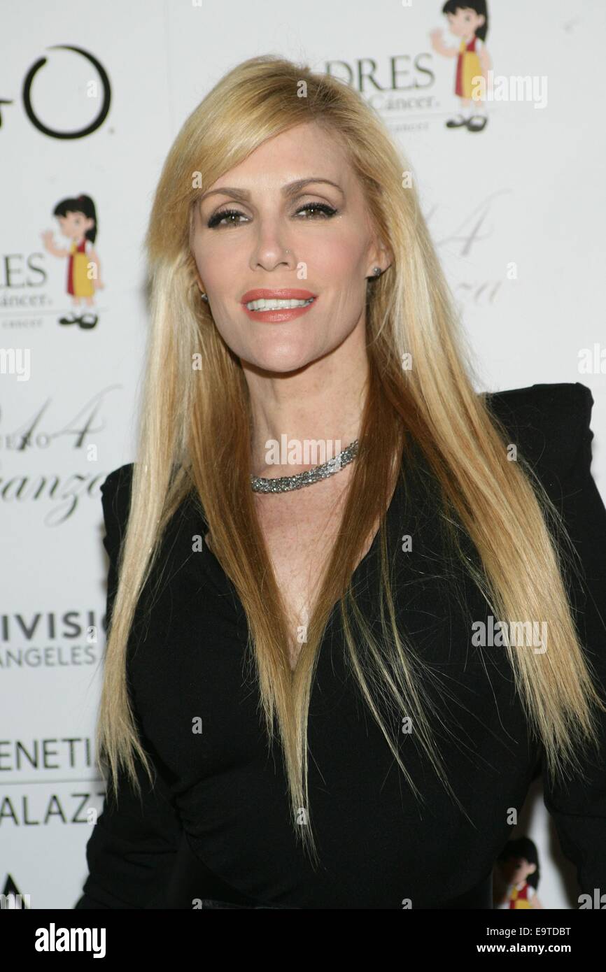 Las Vegas, NV, USA. 1st Nov, 2014. Estela Mora at arrivals for Padres