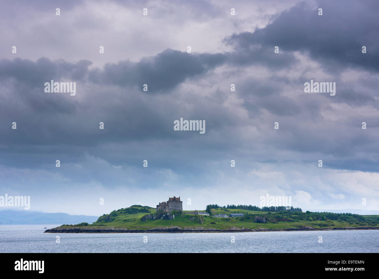 Sound of Mull and Duart Castle (home of Maclean clan) on Isle of Mull in the Inner Hebrides and Western Isles, West Coast of Sco Stock Photo
