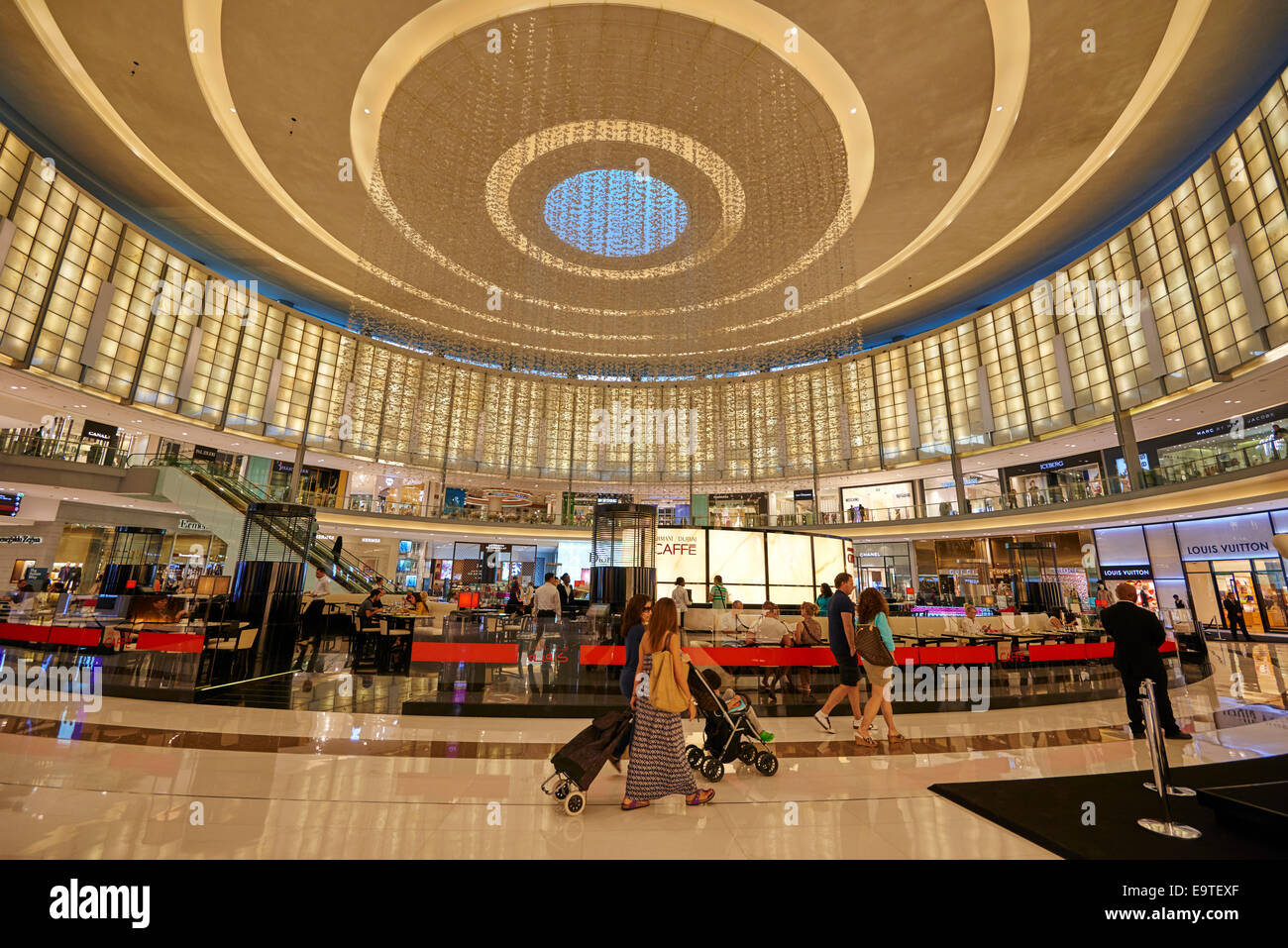 The Fashion Avenue Atrium Section Of The Dubai Mall Uae Stock