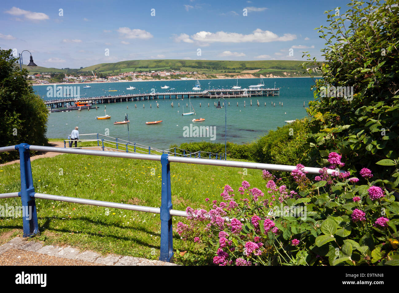 the-restored-victorian-pier-in-swanage-on-the-jurassic-coast-dorset