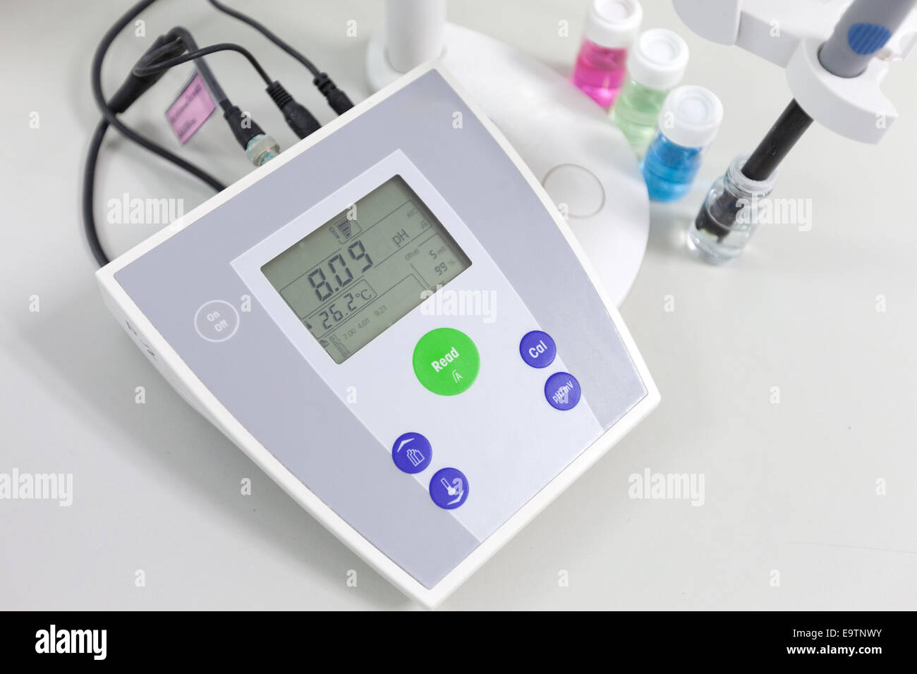 pH meter to measure the acidityalkalinity of liquids Stock Photo Alamy