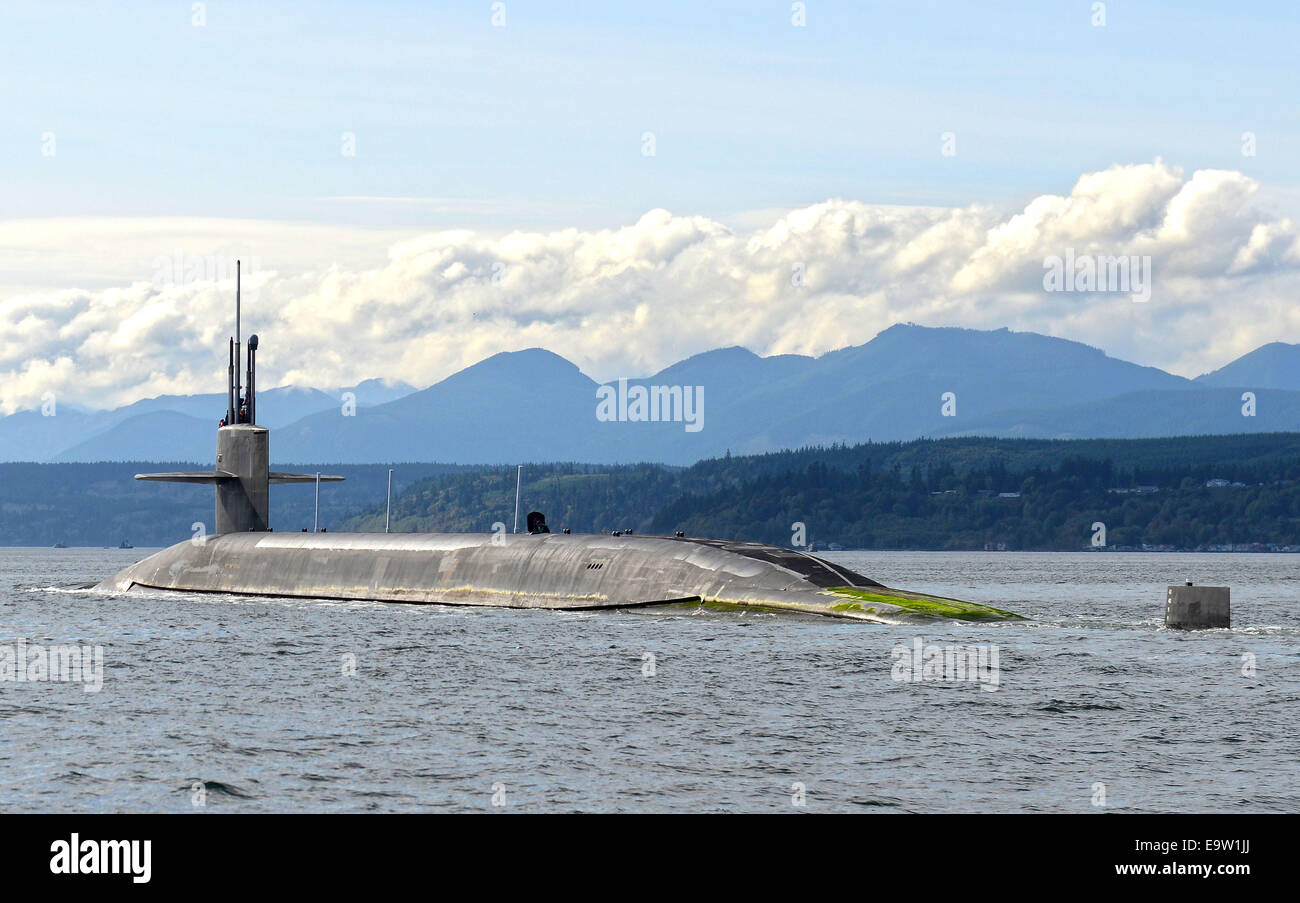 Ballistic missile submarine uss pennsylvania ssbn 735 hires stock