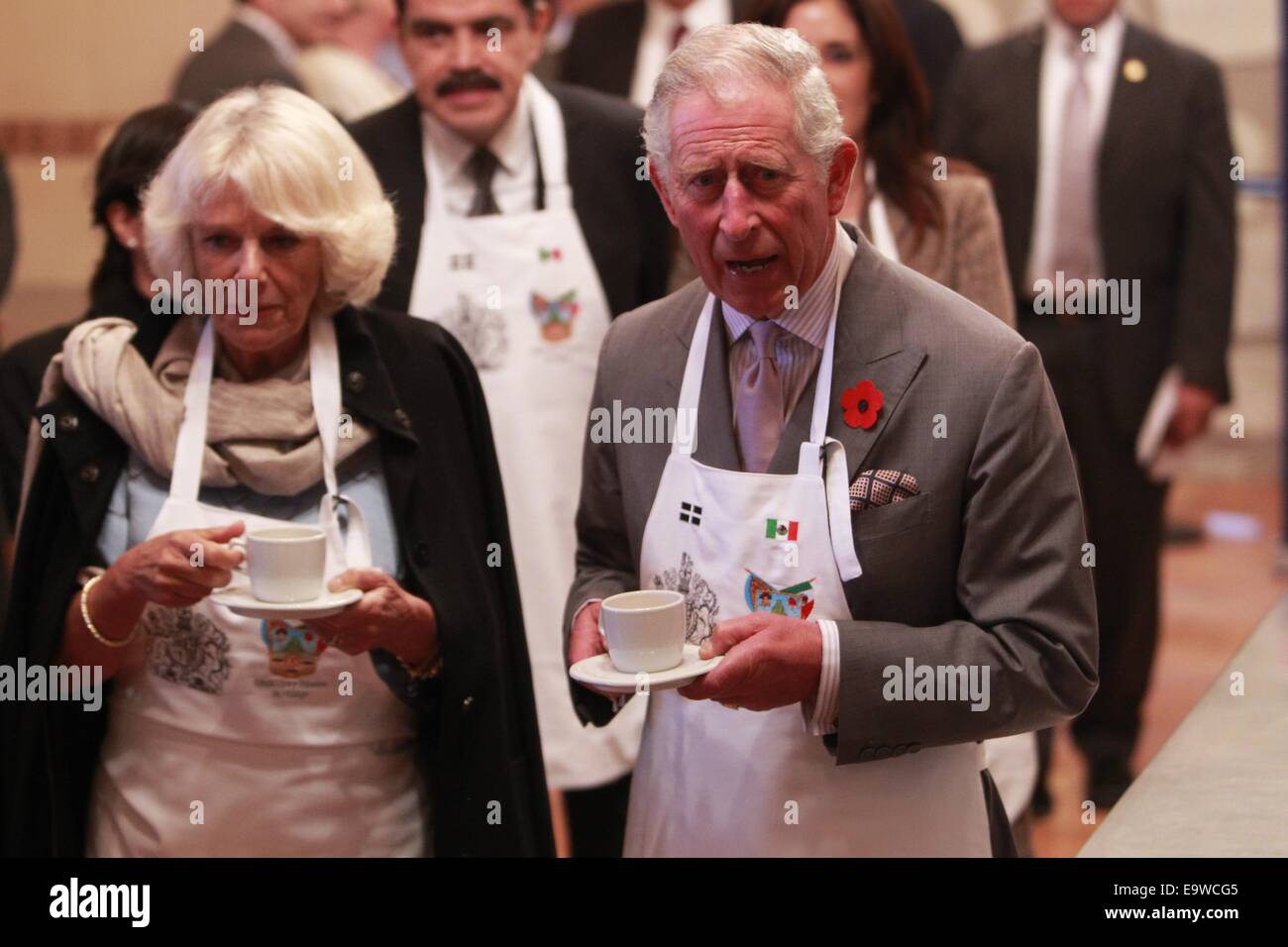 Hidalgo, Mexico. 2nd Nov, 2014. British Prince Charles (R) and his wife Camilla (L), Duchess of Cornwall, visit the Pasty Museum, in the city of Pachuca, state of Hidalgo, Mexico, on Nov. 2, 2014. Credit:  Jose Mendez/POOL/Xinhua/Alamy Live News Stock Photo