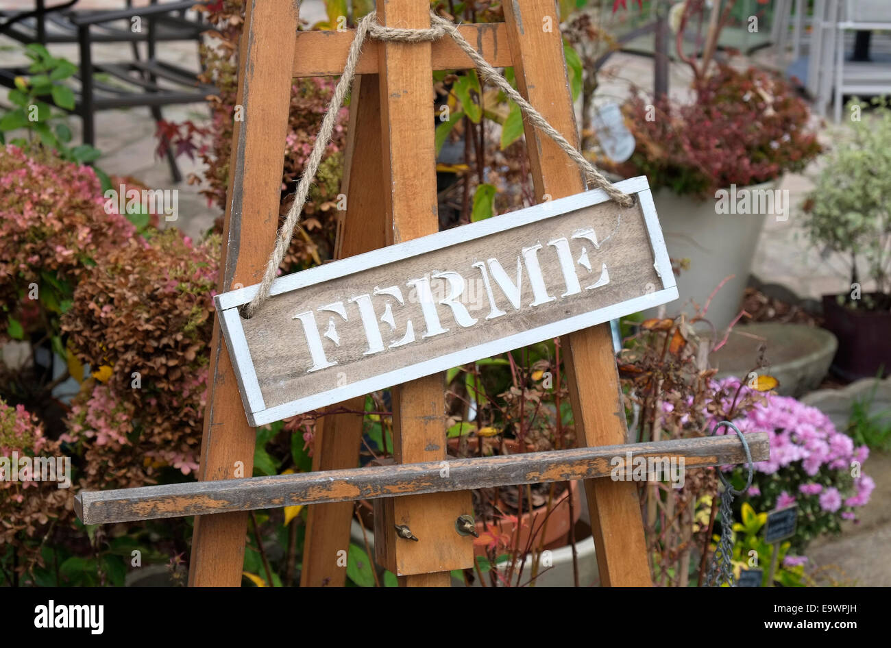 Cest ferme hi-res stock photography and images - Alamy