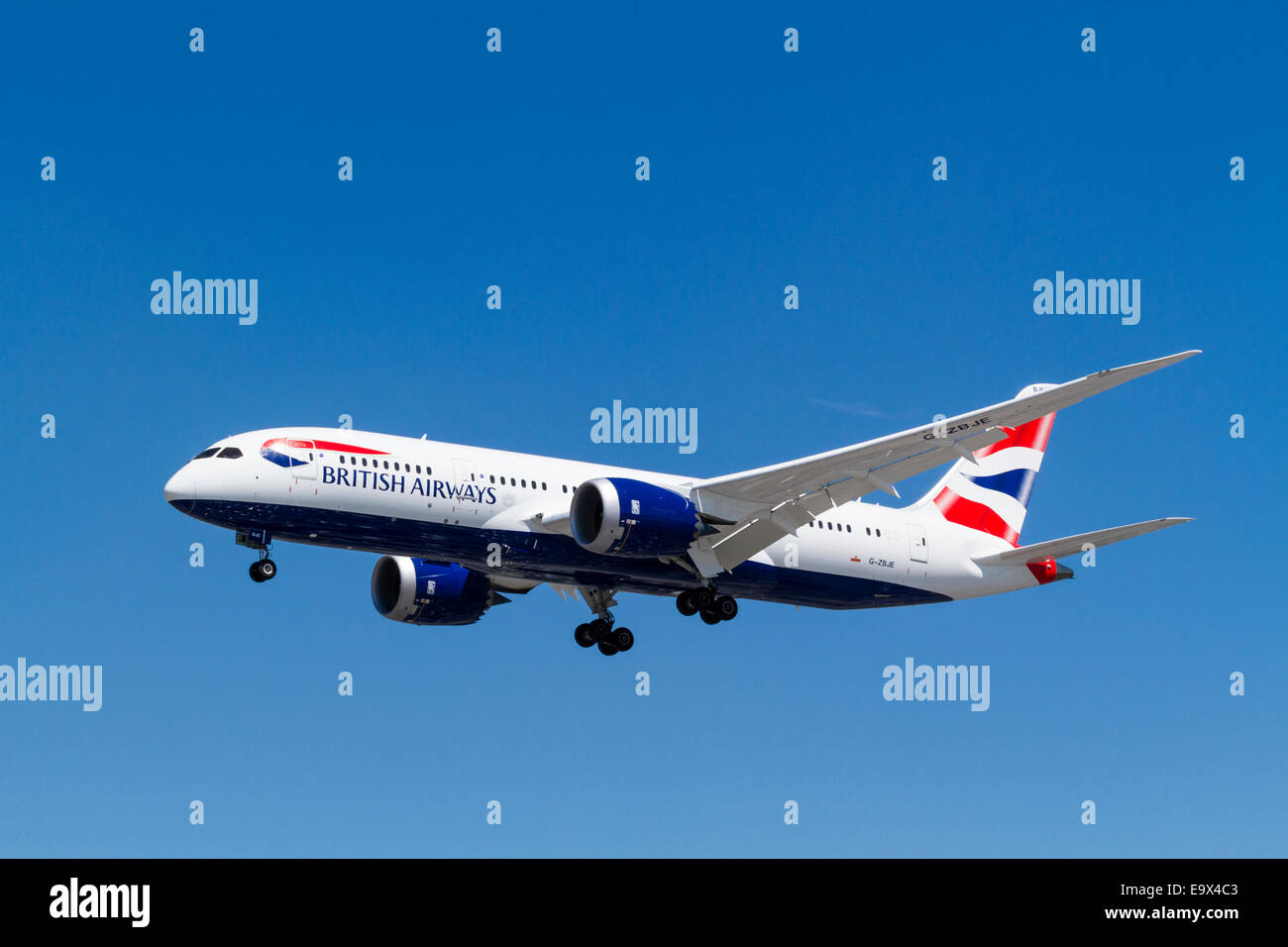 British Airways Boeing 787 plane, G-ZBJE, on its approach for landing at London Heathrow, England, UK Stock Photo