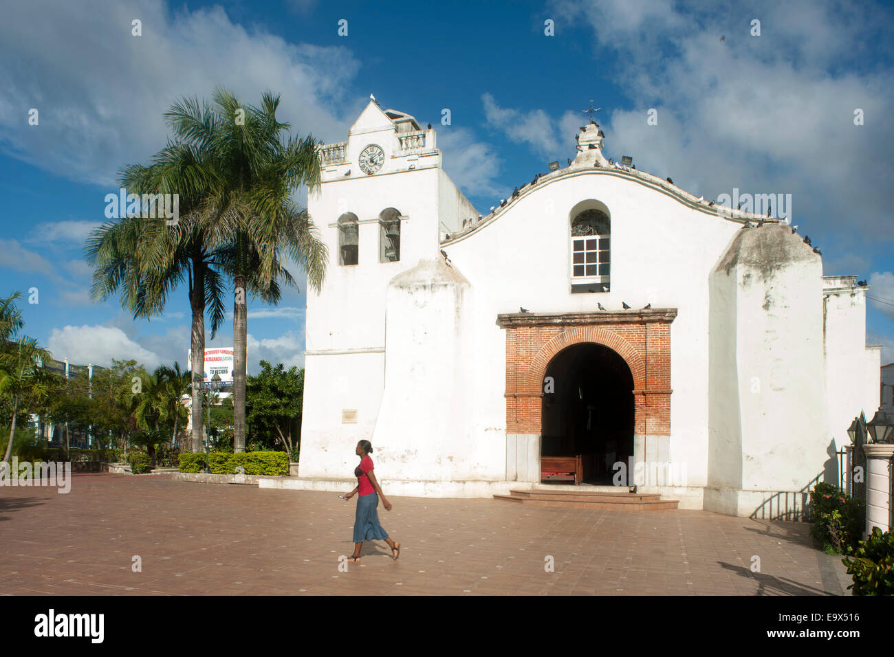 Dominikanische Republik, Osten, Higüey, Iglesia San Dionisio von 1567