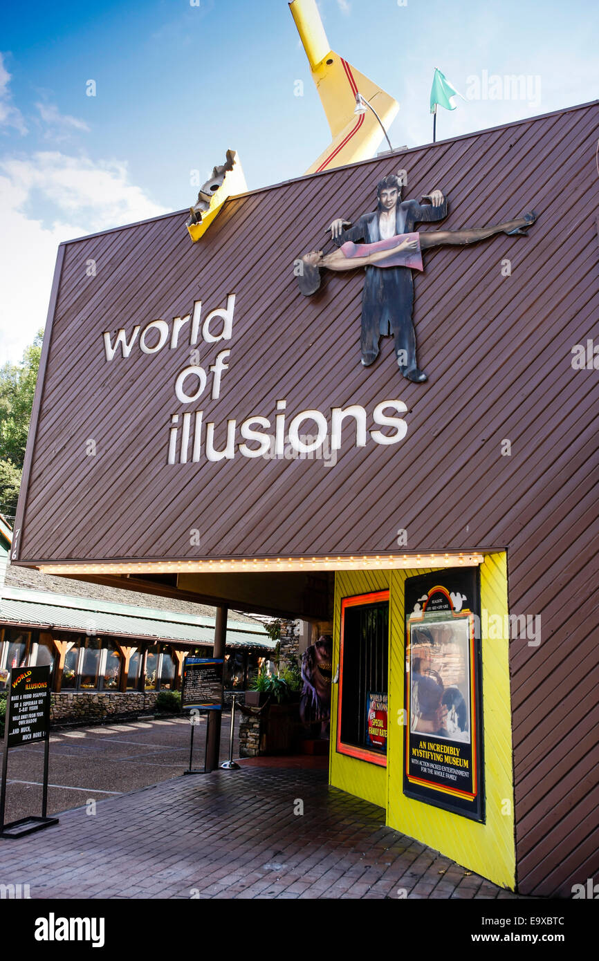 World of Illusion strange and weird exhibits museum in Gatlinburg Tennessee Stock Photo Alamy