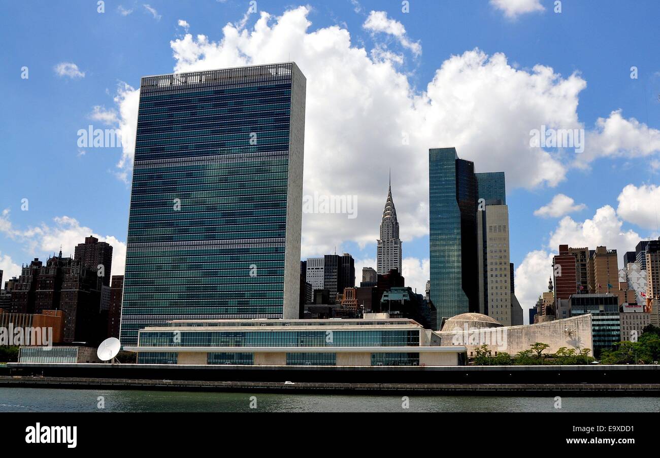 NYC The United Nations Secreteriat Building and General Assembly Hall