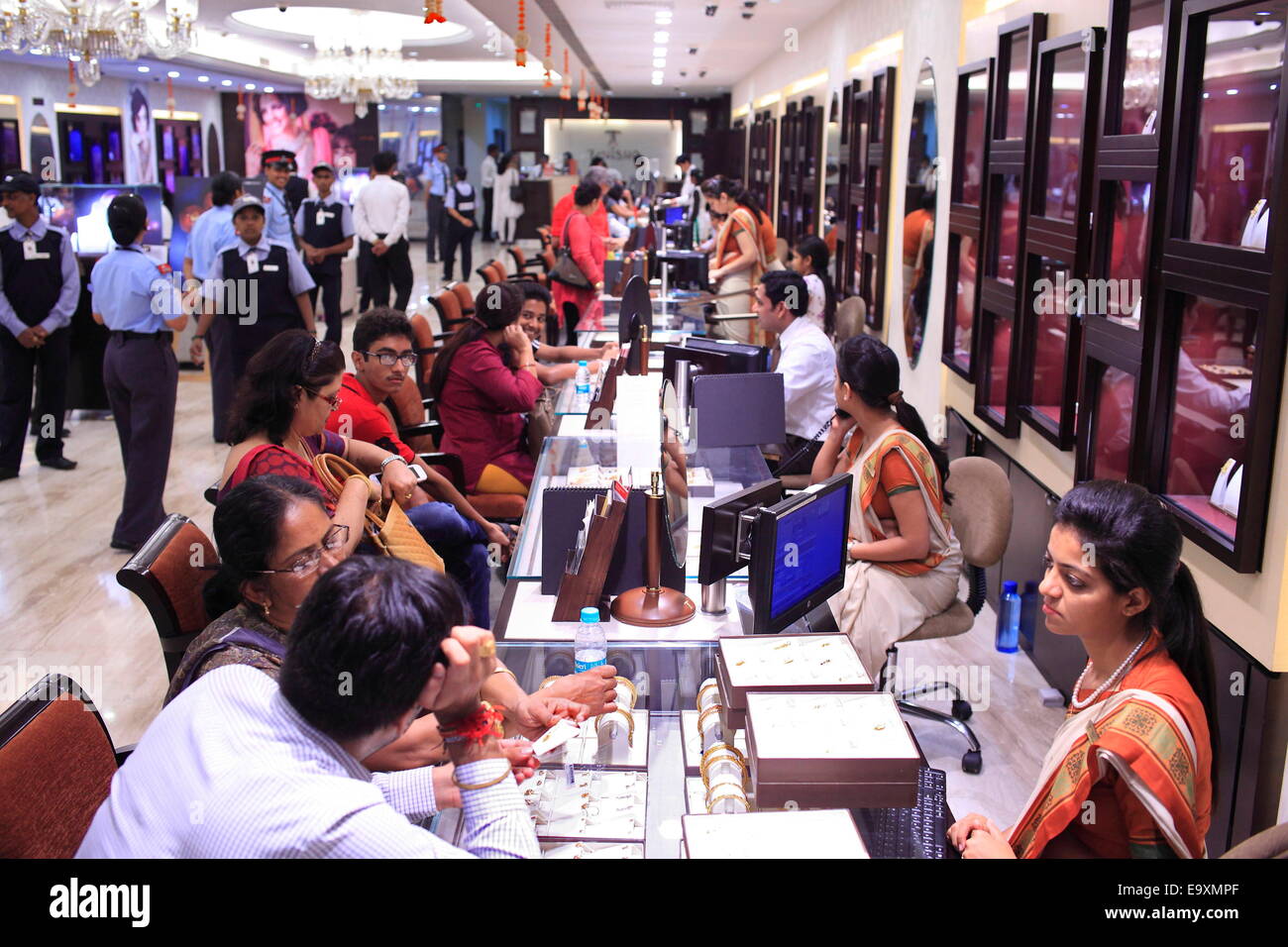 Tanishq showroom near my location best sale