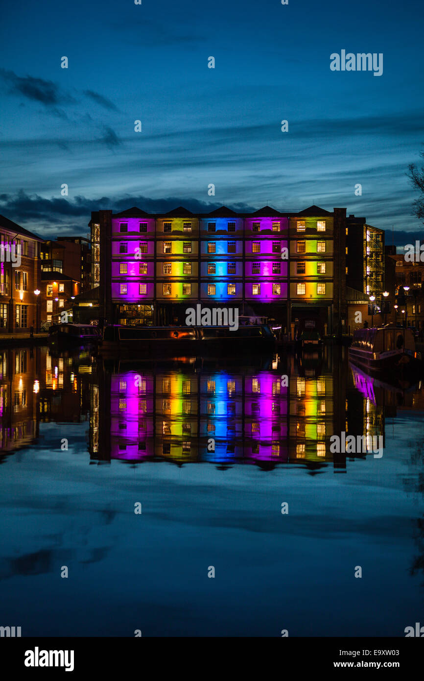 The Straddle Building at Sheffield Canal Basin,Victoria Quays