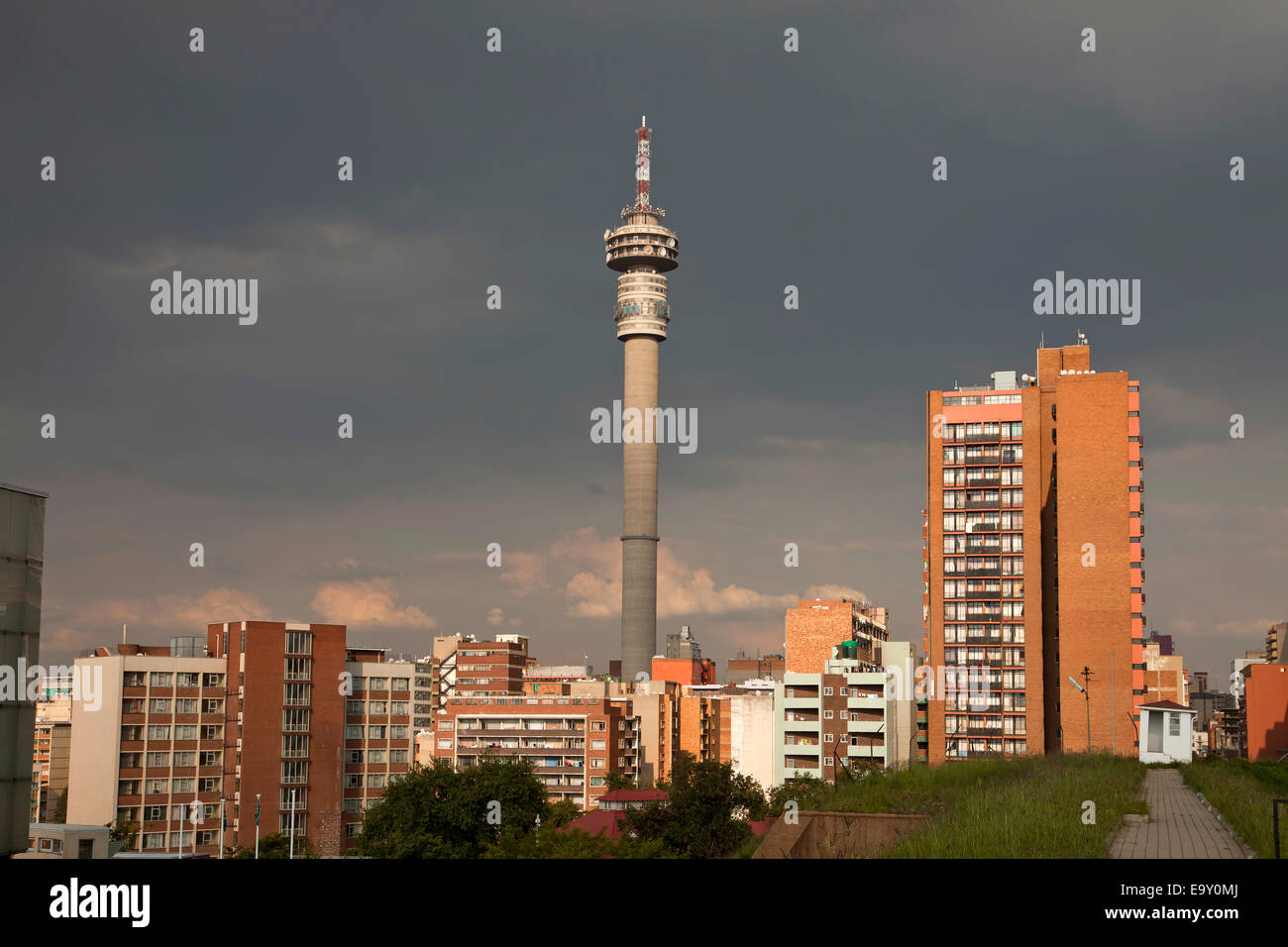 Telkom Joburg Tower TV tower and the skyline of the district of Hillbrow in Johannesburg, Gauteng, South Africa Stock Photo