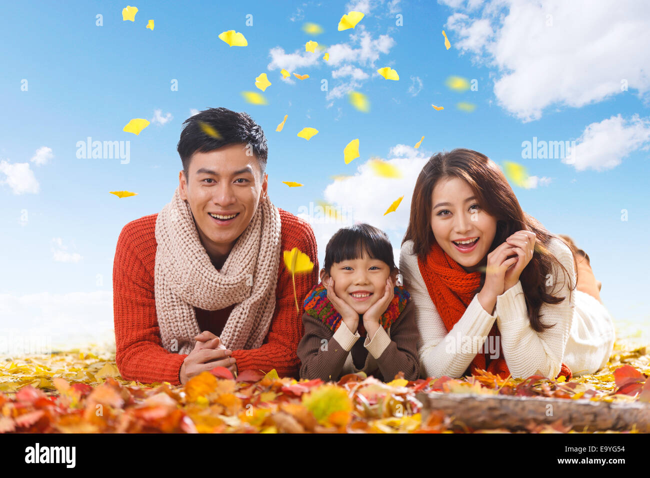 Chinese urban family hi-res stock photography and images - Alamy